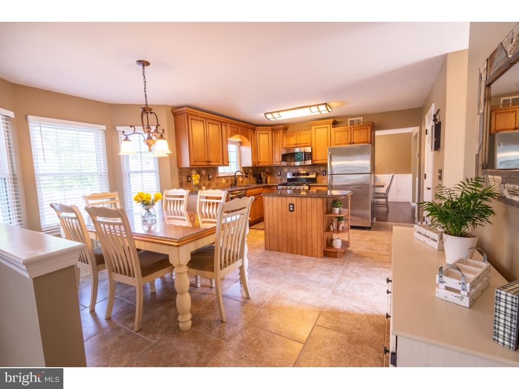 260 Quadrant Road Manahawkin, NJ 08050 - Photo 6 of 24 Gallery Image 6