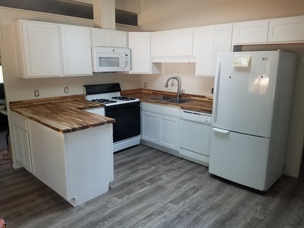 495 O Brien Road O'Brien, OR 97534 - Photo 2 of 14 Kitchen (002)