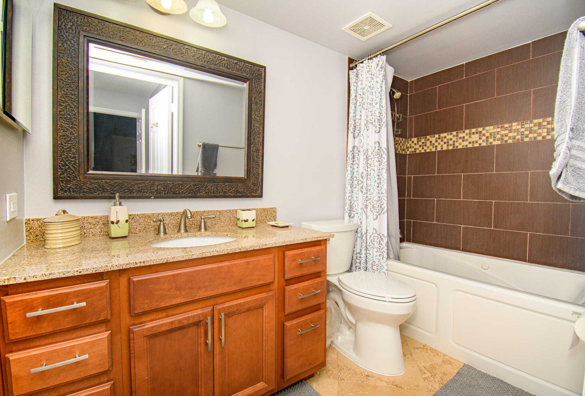 5051 Wiles Road, Unit 306 Coconut Creek, FL 33073 - Photo 16 of 27 DSC_1662