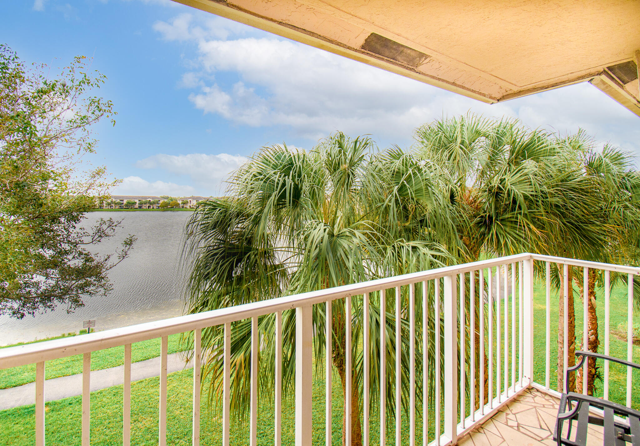 5051 Wiles Road, Unit 306 Coconut Creek, FL 33073 - Photo 2 of 27 DSC_1672a