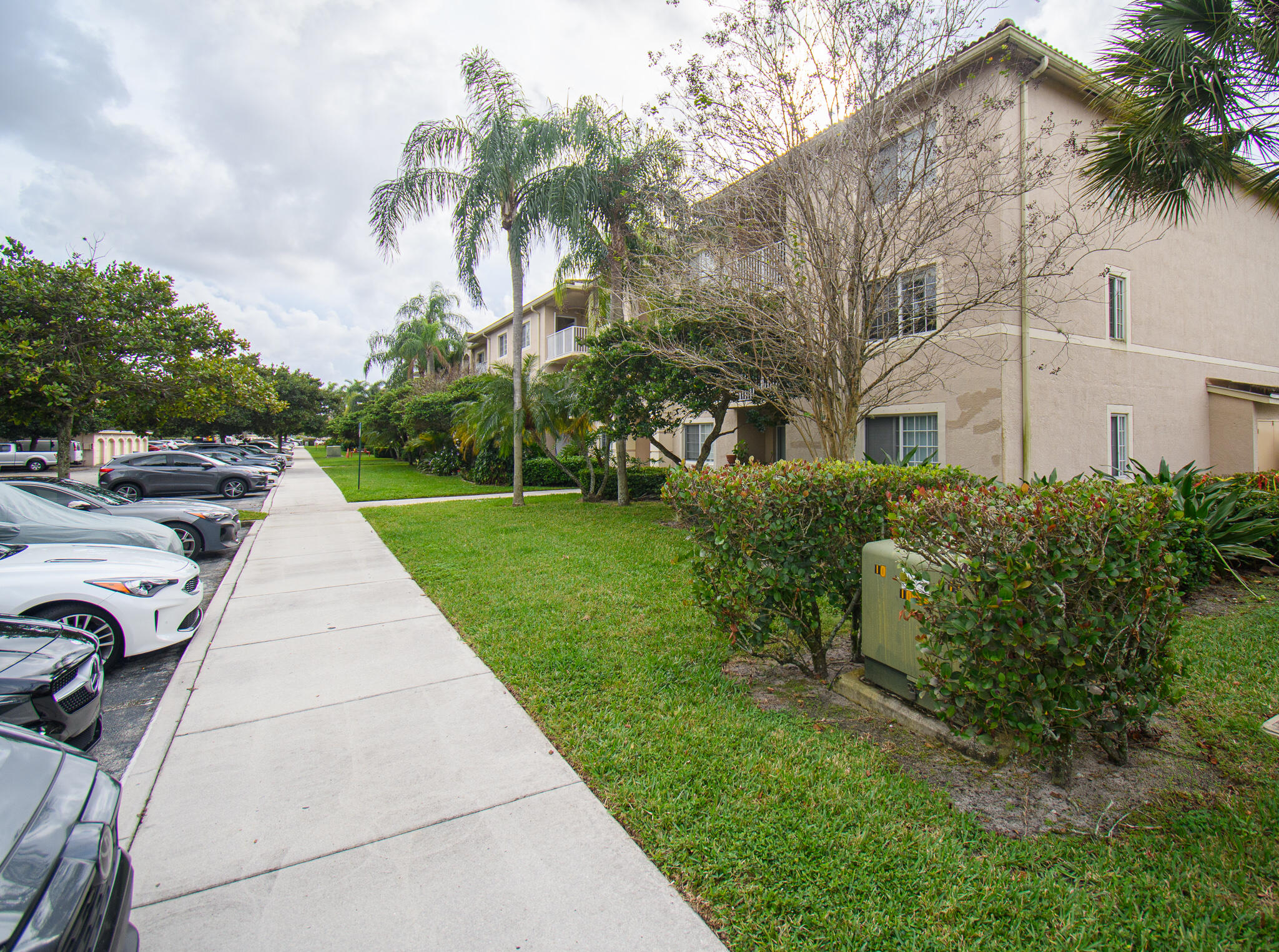 5051 Wiles Road, Unit 306 Coconut Creek, FL 33073 - Photo 23 of 27 DSC_1690