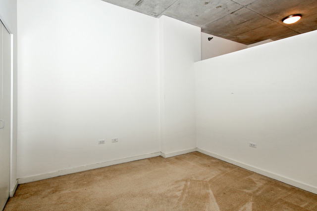 235 West Van Buren Street, Unit 3420 Chicago, IL 60607 - Photo 11 of 18 a view of an empty room