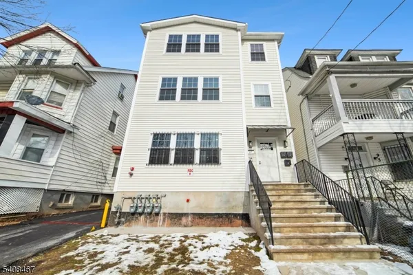 $2,995 | 97 Rose Terrace, Newark, NJ 07108