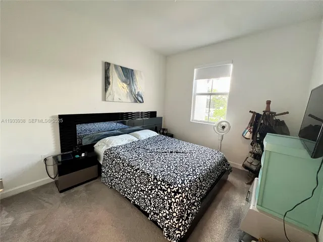 $3,275 | 12713 Northwest 24th Avenue, Miami, FL 33147