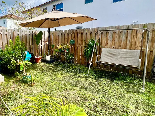 $3,275 | 12713 Northwest 24th Avenue, Miami, FL 33147