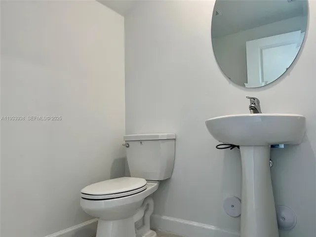 $3,275 | 12713 Northwest 24th Avenue, Miami, FL 33147