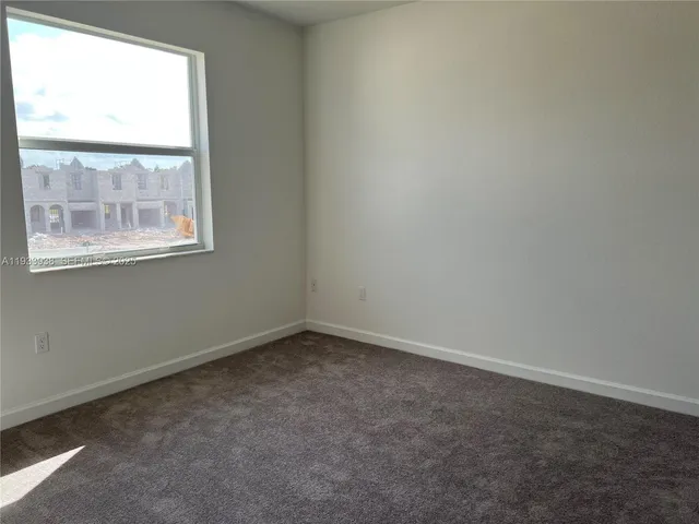 $3,275 | 12713 Northwest 24th Avenue, Miami, FL 33147