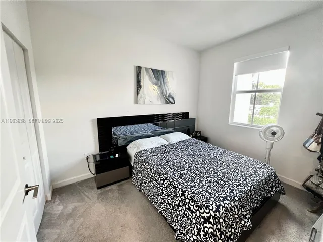 $3,275 | 12713 Northwest 24th Avenue, Miami, FL 33147