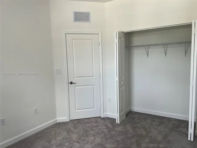 $3,275 | 12713 Northwest 24th Avenue, Miami, FL 33147