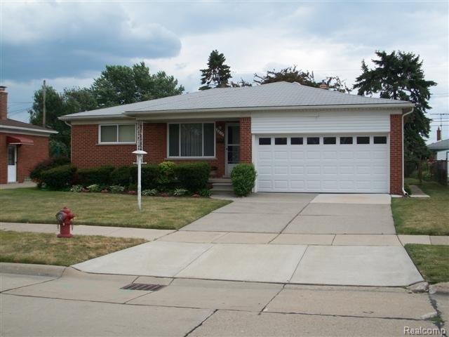 8610 Potomac Street Center Line, MI 48015 - Photo 1 of 22 front.JPG