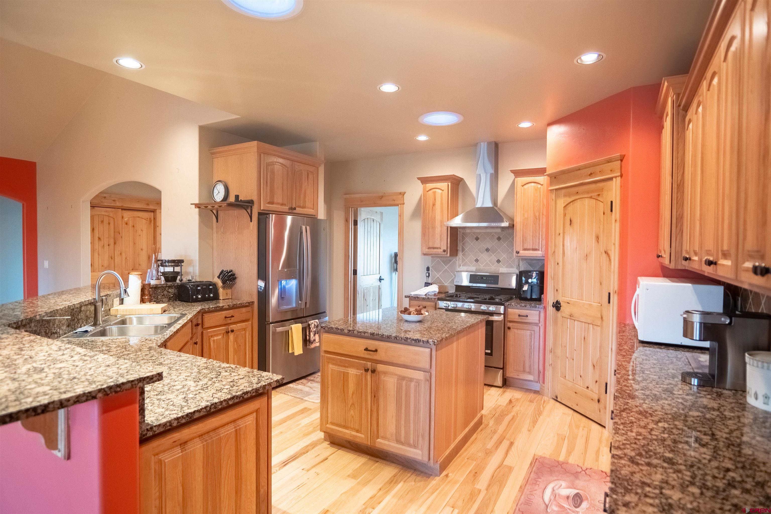69072 Oak Grove Road Montrose, CO 81401 - Photo 8 of 45 Gallery Image 8