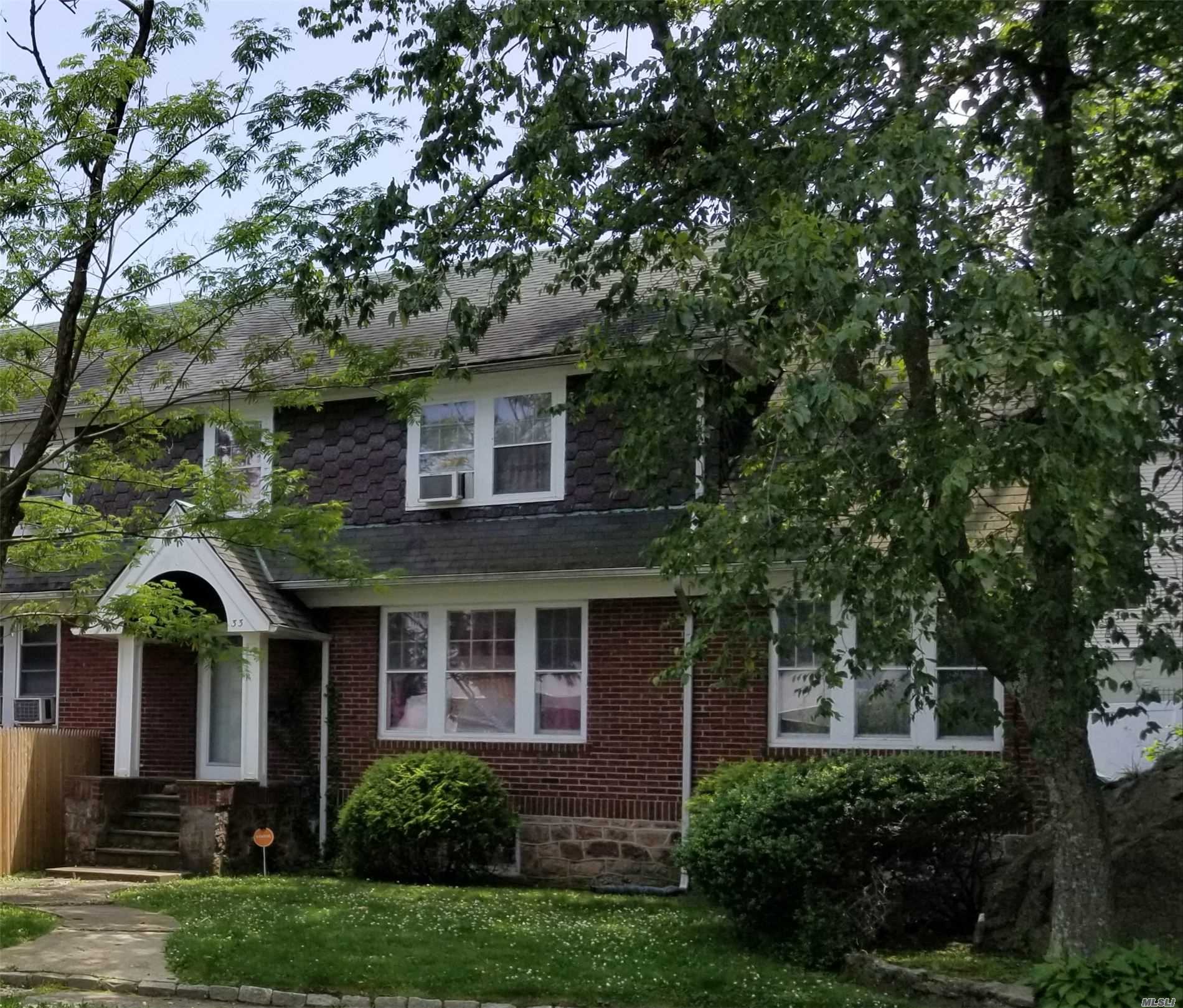 33 Pierce Street New Rochelle, NY 10801 - Photo 1 of 1 Gallery Image 1