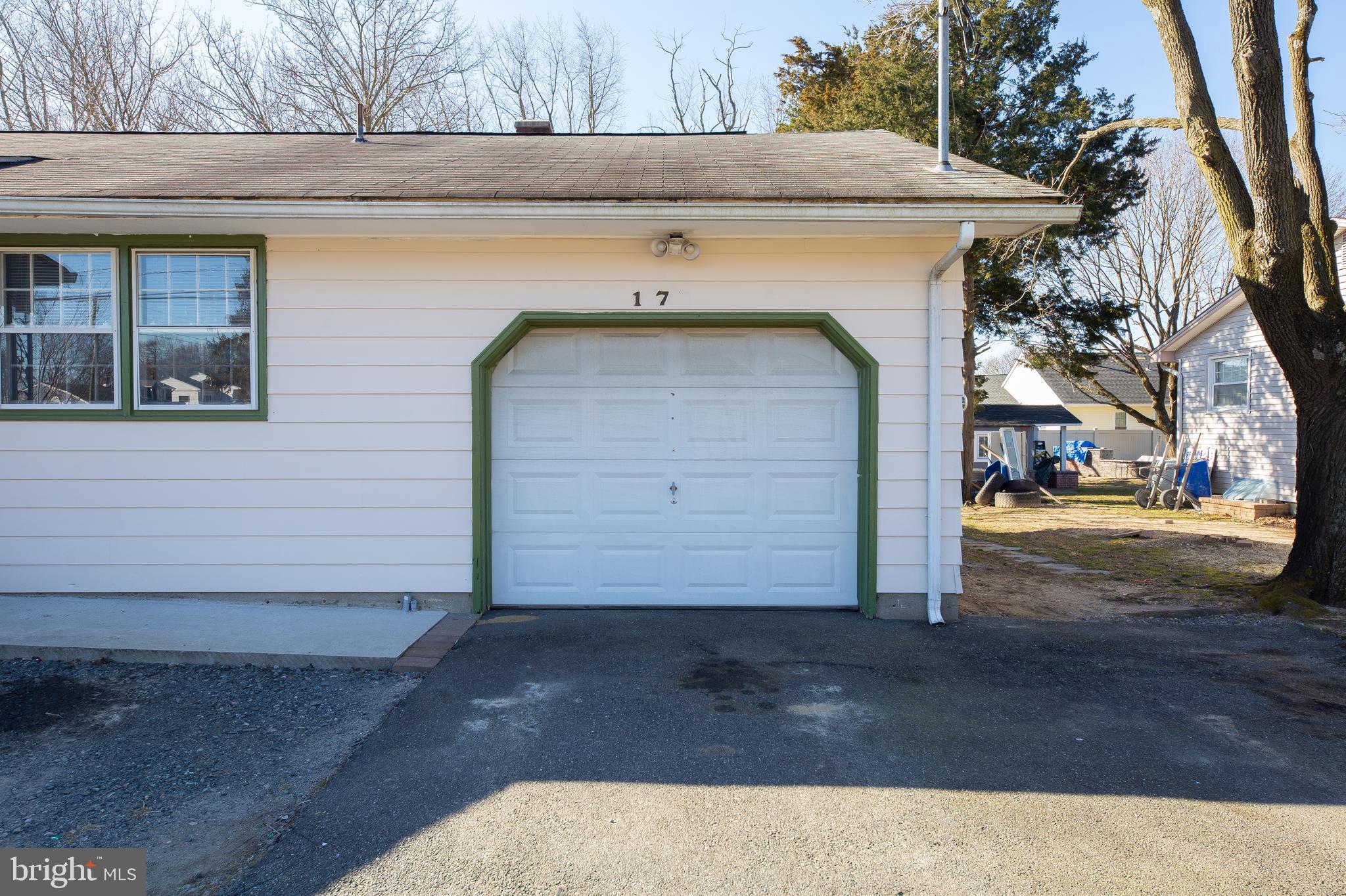 1179 Sharp Road Vineland, NJ 08360 - Photo 5 of 36