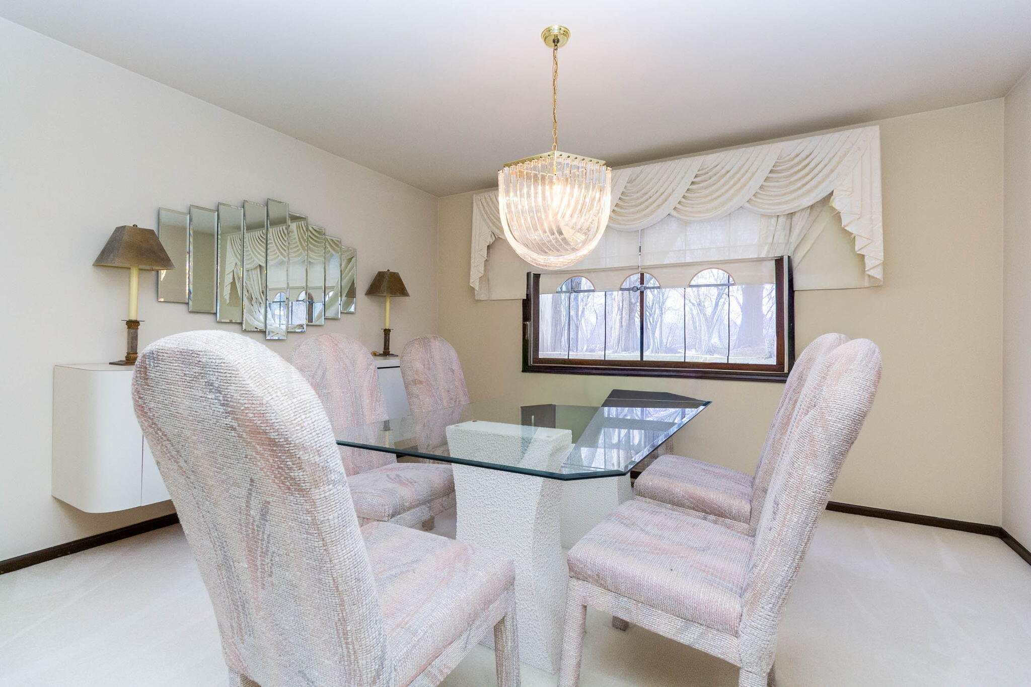 22175 Wingate Court Farmington, MI 48335 - Photo 26 of 44 Formal DR