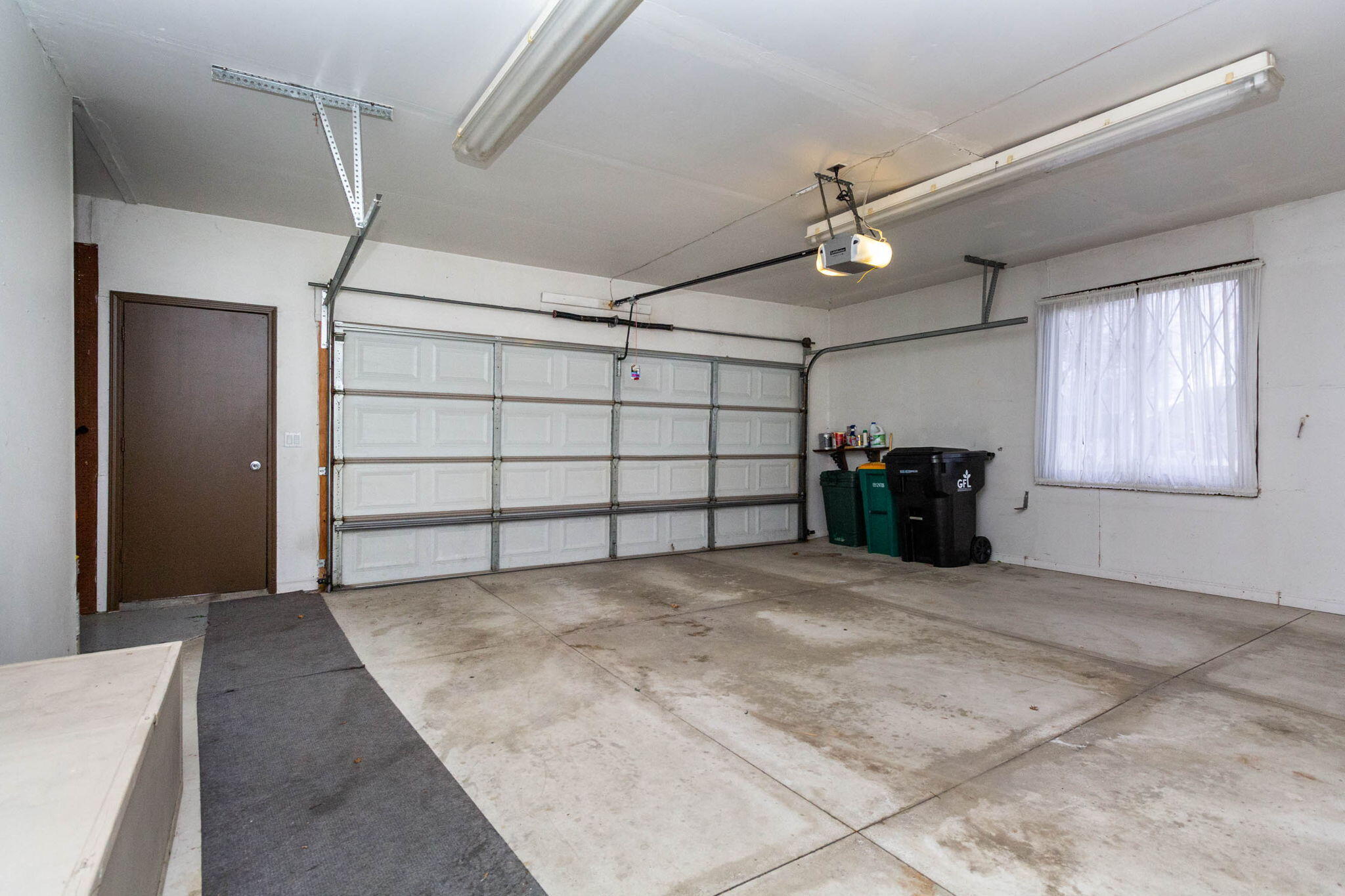 22175 Wingate Court Farmington, MI 48335 - Photo 44 of 44 Garage interior