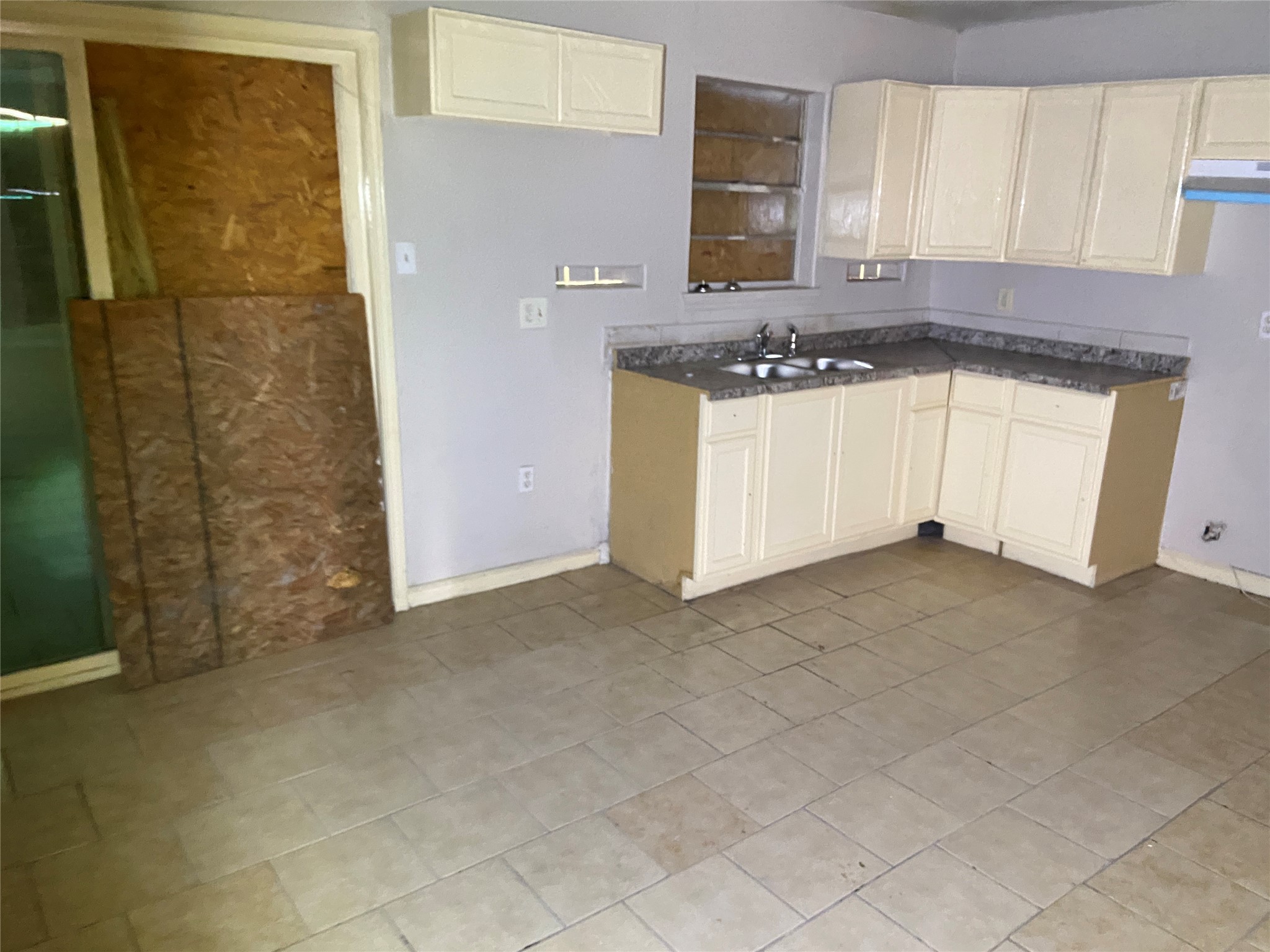 3704 Seabrook Street Houston, TX 77021 - Photo 6 of 11