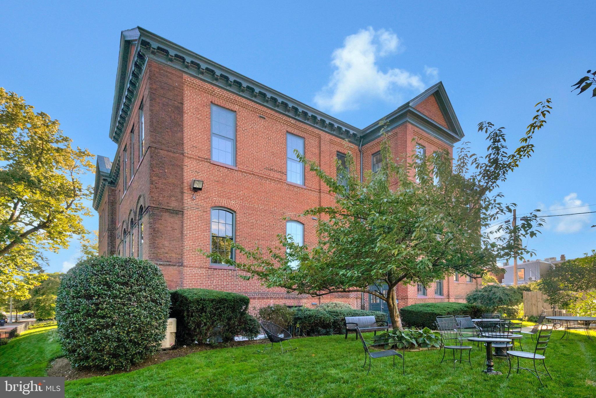 410 5th Street Northeast, Unit 14 Washington, DC 20002 - Photo 5 of 40 ...SCOTUS, The Capitol, restaurants, shops.