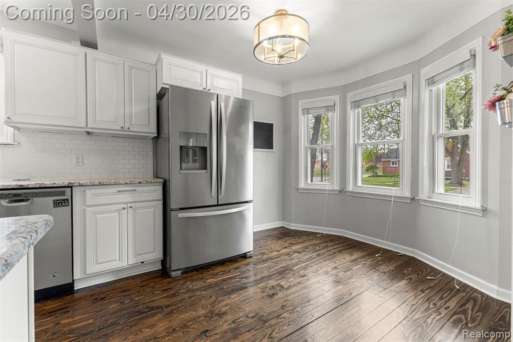 3061 Geneva Street Dearborn, MI 48124 - Photo 11 of 43