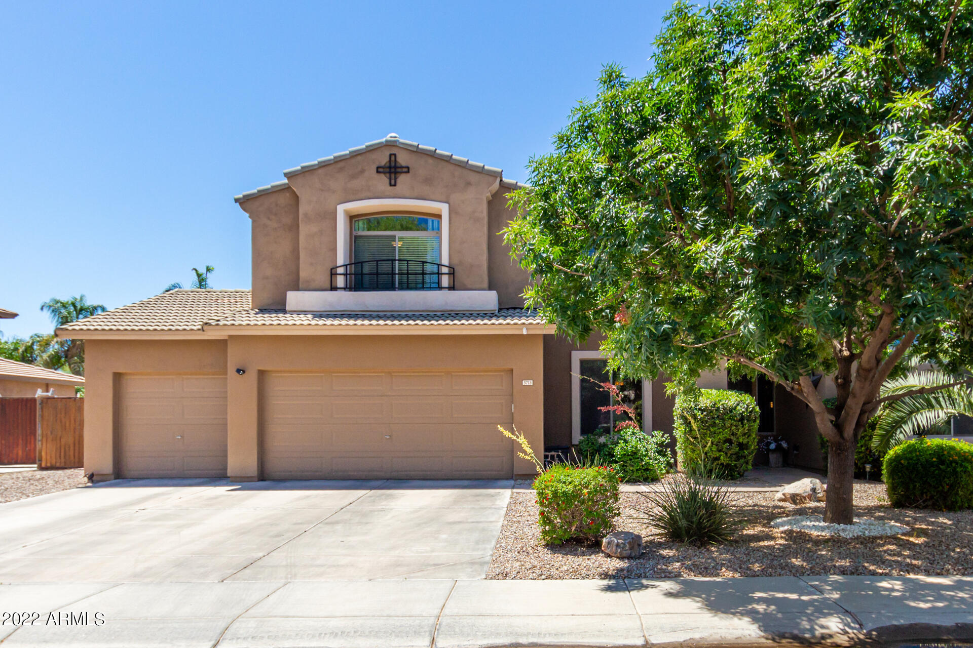 3713 East Kimball Road Gilbert, AZ 85297 - Photo 2 of 45 0001-02 Kimball