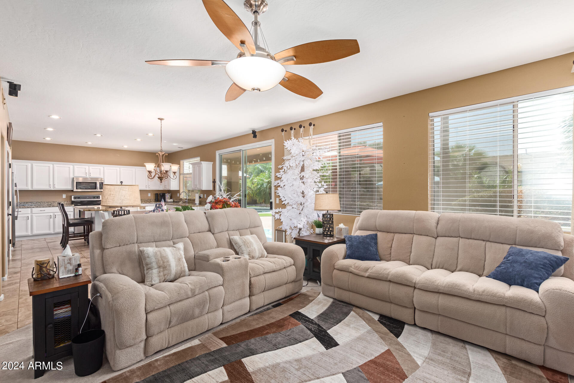 3713 East Kimball Road Gilbert, AZ 85297 - Photo 9 of 45 01 - Kimball