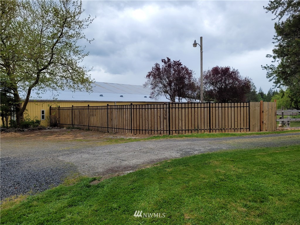258 Oyler Road Ethel, WA 98542 - Photo 4 of 39