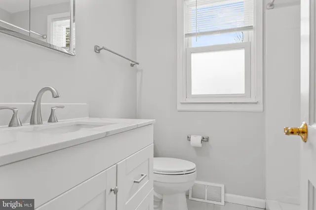 $485,000 | 22 Longwood Drive, Wayne, PA 19087