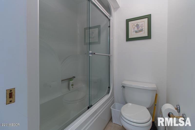 12247 Pebble Point Road Marion, IL 62959 - Photo 26 of 41