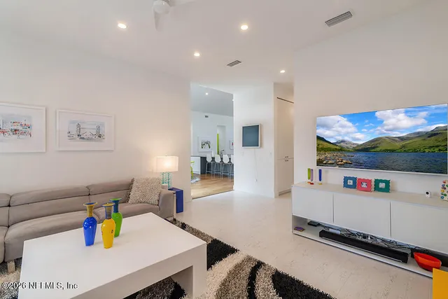 $2,795,000 | 130 Club Drive, Atlantic Beach, FL 32233