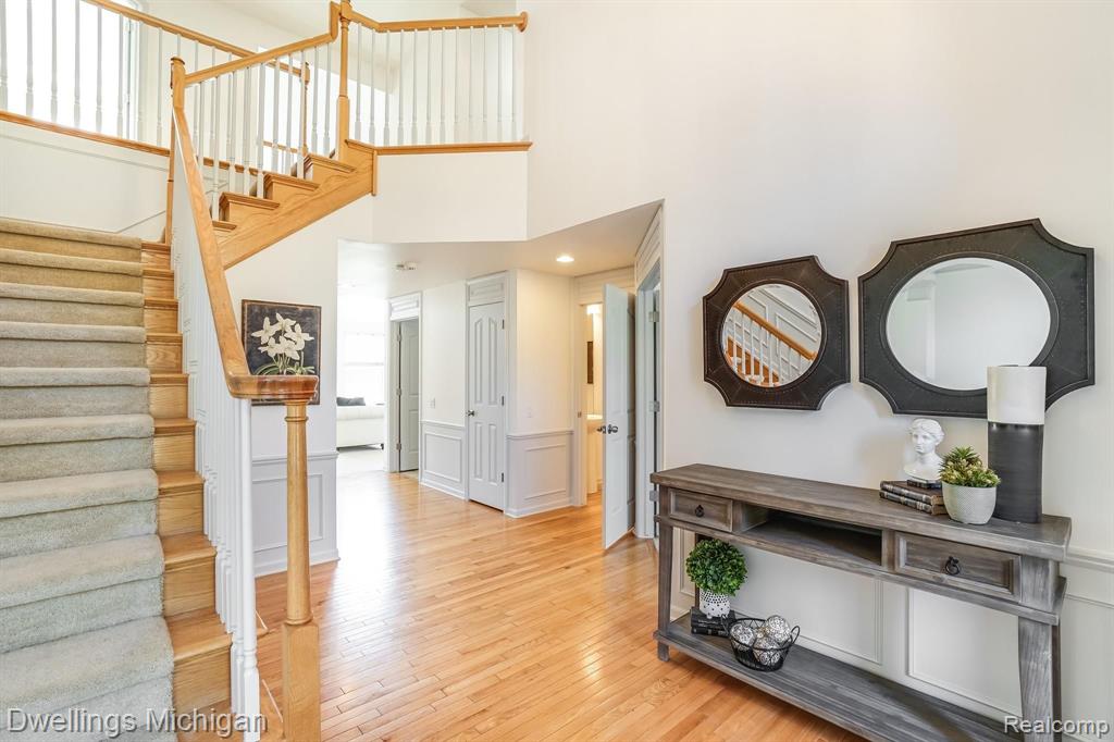 48213 Glenmount Road Canton, MI 48187 - Photo 3 of 53