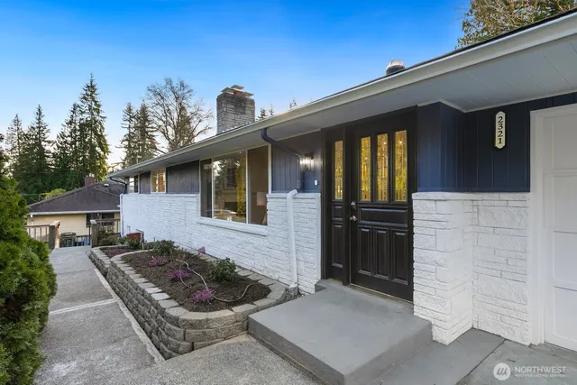 $2,198,000 | 2321 100th Avenue Northeast, Bellevue, WA 98004