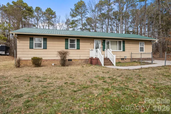 $205,000 | 289 Washington Park Road, Mount Gilead, NC 27306