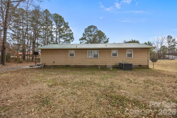 $205,000 | 289 Washington Park Road, Mount Gilead, NC 27306