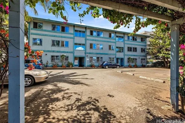 $750 | Undisclosed Address, Honolulu, HI 96817