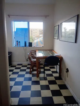$750 | Undisclosed Address, Honolulu, HI 96817