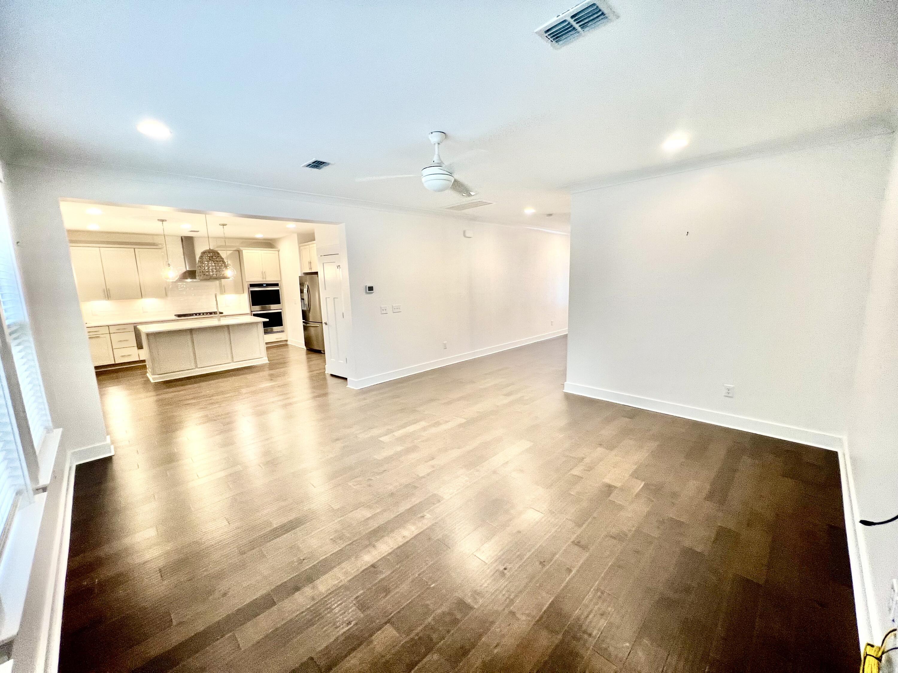 1226 Gannett Road Mount Pleasant, SC 29464 - Photo 4 of 23 IMG_3162