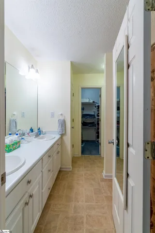 $214,900 | 405 Pascal Drive, Greenwood, SC 29649