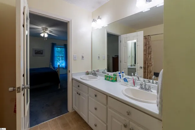 $214,900 | 405 Pascal Drive, Greenwood, SC 29649