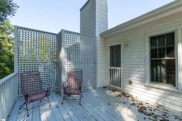 $214,900 | 405 Pascal Drive, Greenwood, SC 29649