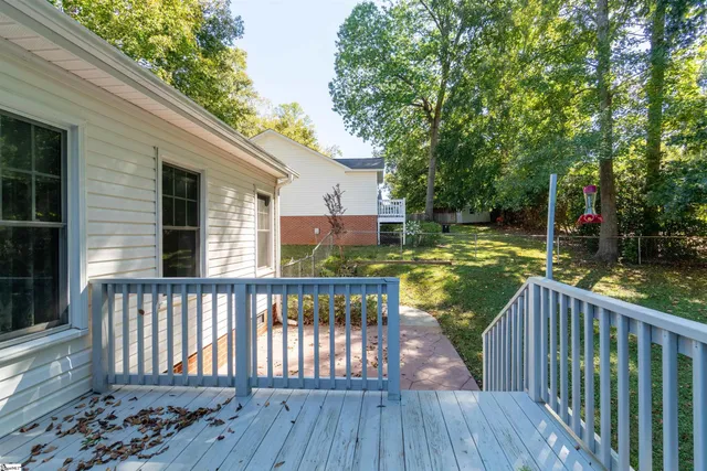 $214,900 | 405 Pascal Drive, Greenwood, SC 29649