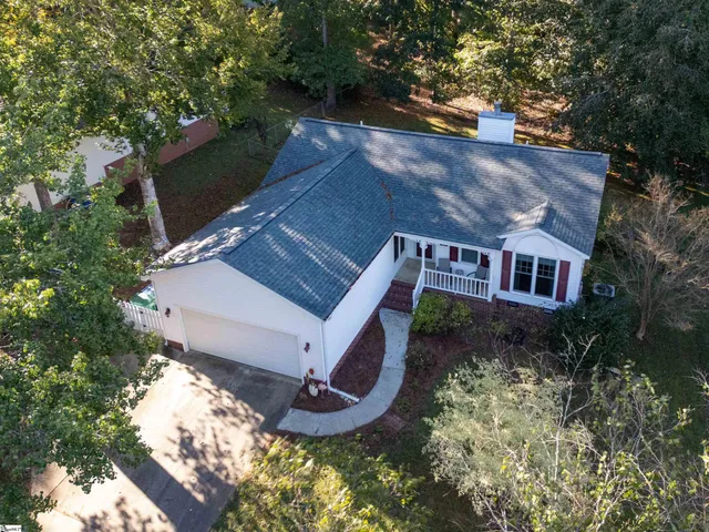 $214,900 | 405 Pascal Drive, Greenwood, SC 29649
