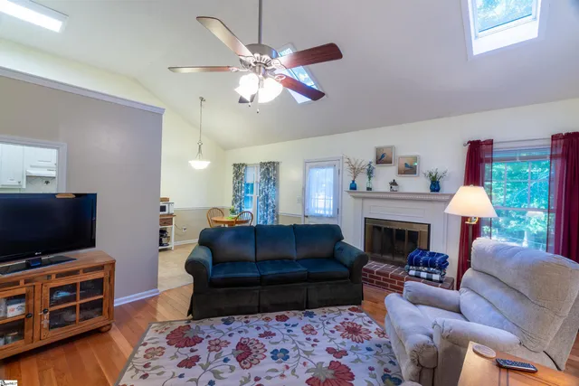 $214,900 | 405 Pascal Drive, Greenwood, SC 29649