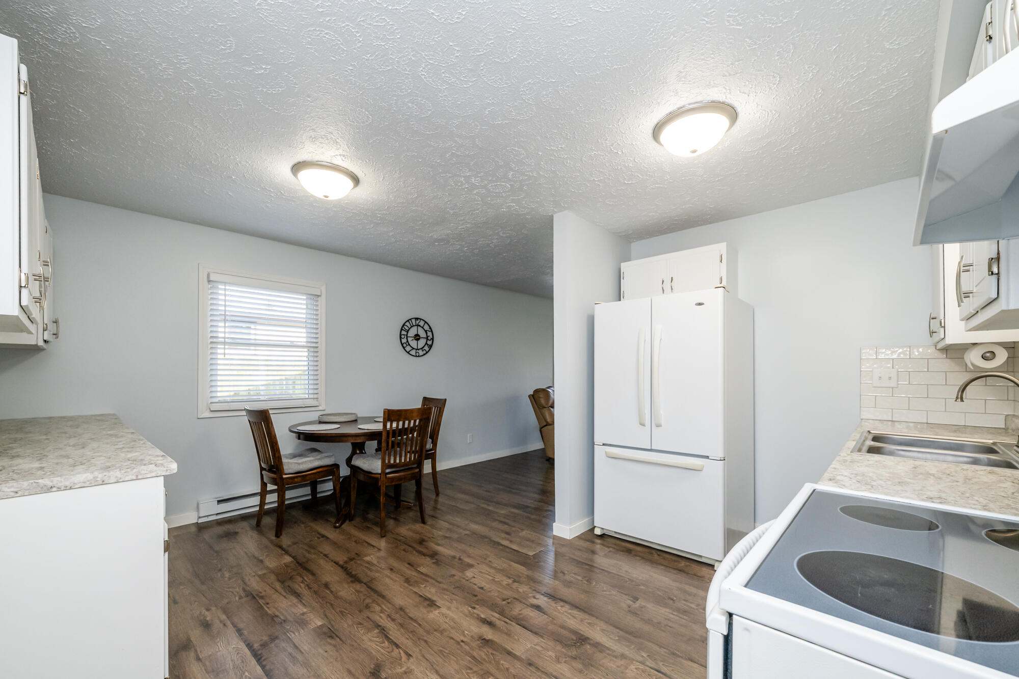 363 Riverside Drive Watervliet, MI 49098 - Photo 11 of 25 Riverside-116