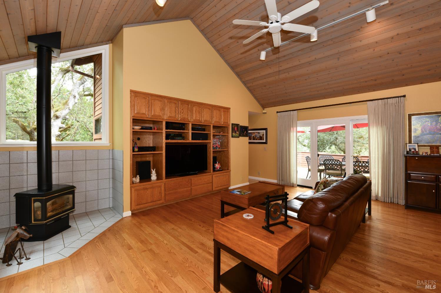 4004 Garnet Place Santa Rosa, CA 95405 - Photo 20 of 52