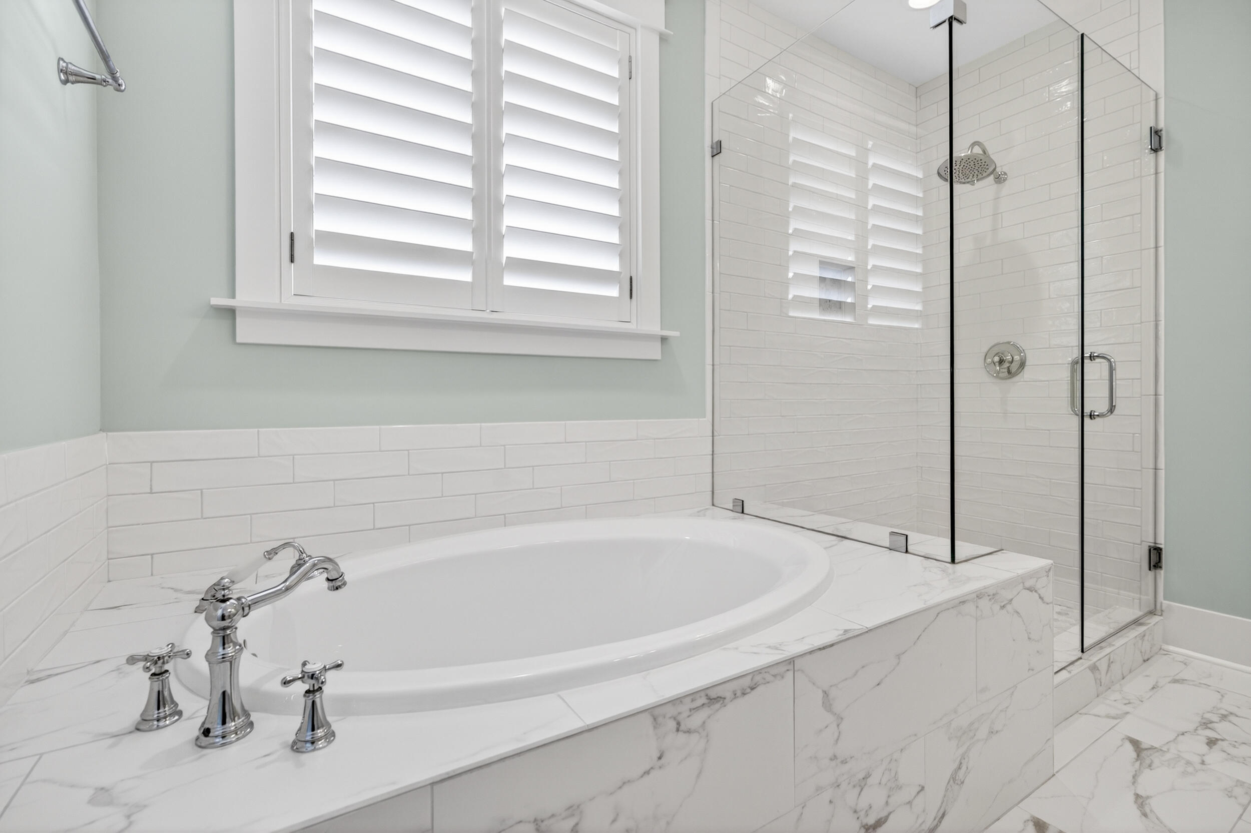 117 Prairie Pass Santa Rosa Beach, FL 32459 - Photo 36 of 56 a bathroom with a tub and a sink