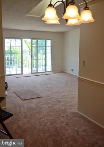 $2,250 | 74 Lehavre Court, Trenton, NJ 08619