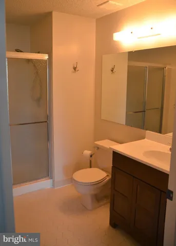 $2,250 | 74 Lehavre Court, Trenton, NJ 08619