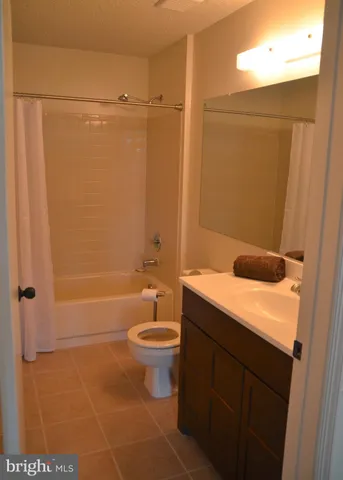 $2,250 | 74 Lehavre Court, Trenton, NJ 08619