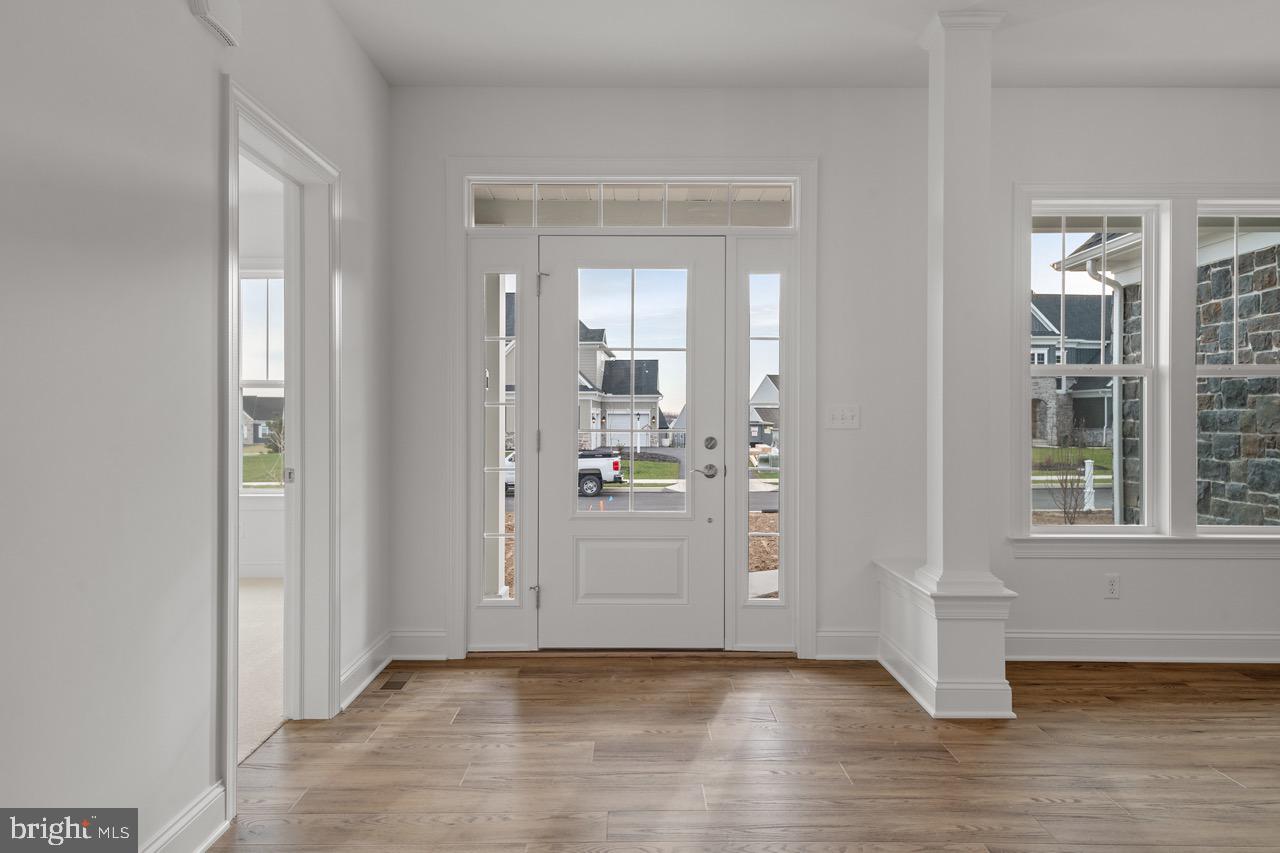 1041 Lititz Bend Drive Lititz, PA 17543 - Photo 2 of 39 Gallery Image 2