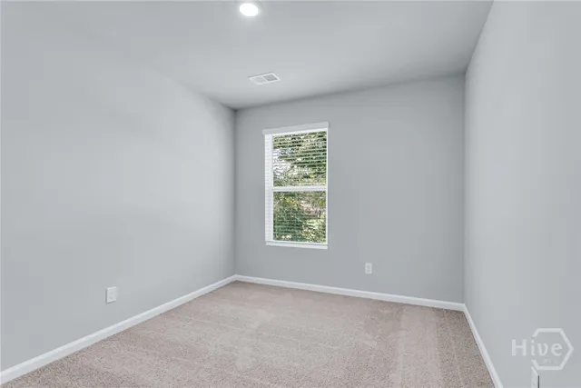 $2,000 | 173 Coneflower Road, Bloomingdale, GA 31302