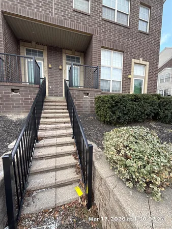 $2,100 | 4253 Schaefer Road, Dearborn, MI 48126